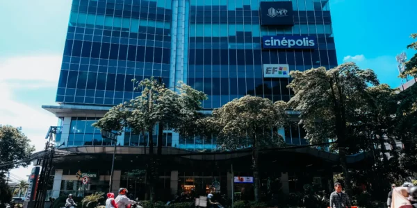 MALL LIPPO KEBUN RAYA